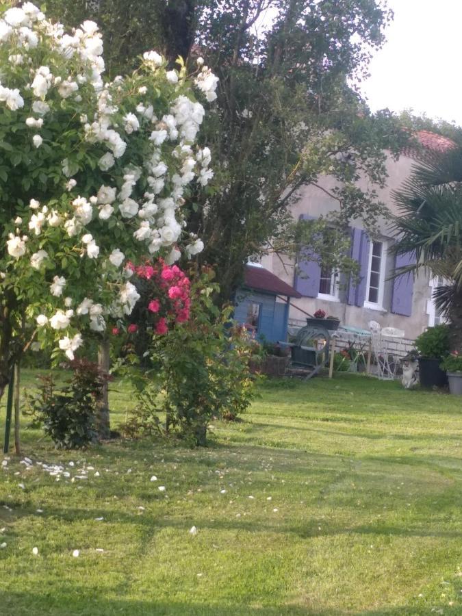Maison De Campagne A La Ferme Pillac ภายนอก รูปภาพ