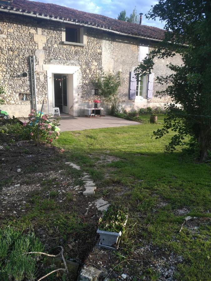 Maison De Campagne A La Ferme Pillac ภายนอก รูปภาพ